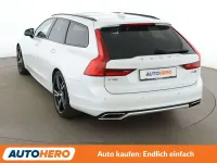 Gebraucht Volvo V90 R-Design 235 PS (172 kW) 2020 Crystal white Kombi