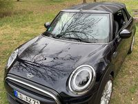 Używany Mini Cooper 136 KM (100 kW) 2024 Czarny Hatchback