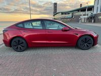 Gebraucht Tesla Model 3 Long Range AWD 288 kW (392 PS) 2024 Rot Limousine