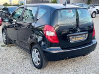 Gebraucht Mercedes A180 109 PS (80 kW) 2011 Schwarz Limousine