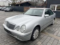 Gebraucht Mercedes E200 Elegance 136 PS (100 kW) 1999 Silber Limousine