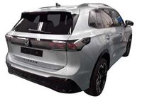 Gebraucht VW Tiguan Style 193 PS (141 kW) 2024 Oyster silver metallic SUV