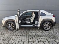 Second-hand Mazda MX30 Ad'Vantage 106 kW (145 CP) 2023 Alb SUV