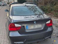 Gebraucht BMW 325 218 PS (160 kW) 2005 Grau Limousine
