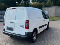 Gebraucht Peugeot Partner 75 PS (55 kW) 2016 Weiß Van / Kleinbus