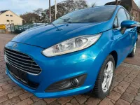 Gebraucht Ford Fiesta Titanium 101 PS (74 kW) 2014 Arubablau metallic Kleinwagen