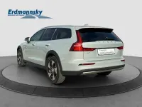 Gebraucht Volvo V60 CC 145 PS (106 kW) 2024 Kombi