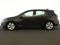 Używany VW Golf Style 131 KM (96 kW) 2024 Szary SUV