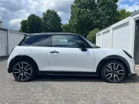 Gebraucht Mini John Cooper Works 156 PS (114 kW) 2026 Weiß Kleinwagen