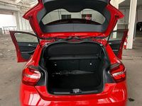 Gebraucht Mercedes A180 109 PS (80 kW) 2016 Rot Limousine