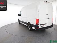 Gebraucht VW Crafter 140 PS (102 kW) 2020 Candyweiß Van