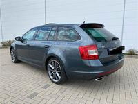Gebraucht Skoda Octavia RS 184 PS (135 kW) 2016 Grau Kleinwagen