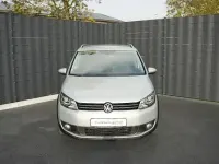 Gebraucht VW Touran Cross 105 PS (77 kW) 2010 Gold Van / Kleinbus