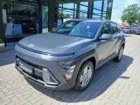 Neu Hyundai Kona Select 150 PS (110 kW) 2026 Grau SUV