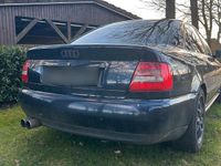 Używany Audi A4 101 KM (74 kW) 1996 Niebieski Sedan/Limuzyna