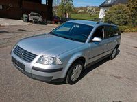 Gebraucht VW Passat 102 PS (75 kW) 2001 Silber Kombi
