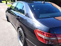 Gebraucht Mercedes E350 265 PS (194 kW) 2011 Schwarz Limousine