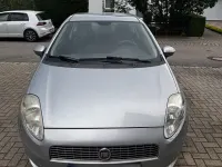 Gebraucht Fiat Punto Active 77 PS (56 kW) 2009 Silber Kleinwagen
