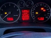 Gebraucht Audi A6 115 PS (84 kW) 2001 Grau Limousine