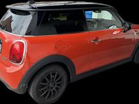 Gebraucht Mini Cooper 136 PS (100 kW) 2018 Orange Kleinwagen