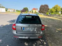 Gebraucht Skoda Octavia Ambiente 140 PS (102 kW) 2010 Silber Kombi