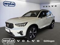 Neu Volvo XC40 Plus 163 PS (119 kW) 2025 Crystal white / metallic SUV