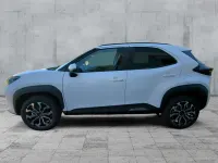 Neu Toyota Yaris Cross 131 PS (96 kW) 2026 Weiß SUV