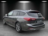 Gebraucht Ford Focus ST-Line 155 PS (114 kW) 2024 Magneticgrau () Kombi