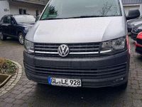 Gebraucht VW Transporter 150 PS (110 kW) 2019 Silber Van