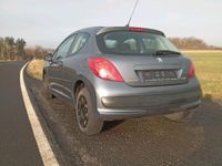 gebraucht Peugeot 207 1.4L Benziner