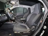 Gebraucht Smart ForTwo Electric Drive 60 kW (82 PS) 2024 Bodypanels in black Coupé