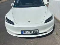Gebraucht Tesla Model 3 RWD 188 kW (256 PS) 2024 Weiß Limousine