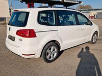 Gebraucht VW Sharan 140 PS (102 kW) 2012 Weiß Van / Kleinbus