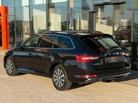 Gebraucht Skoda Superb 150 PS (110 kW) 2022 Schwarz Kombi