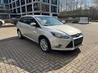 Gebraucht Ford Focus Titanium 140 PS (102 kW) 2014 Silber Kombi
