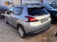Gebraucht Peugeot 2008 Style 110 PS (80 kW) 2017 Silber SUV