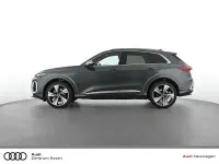 Neu Audi SQ5 Sport 367 PS (269 kW) 2026 Grau SUV