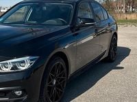Gebraucht BMW 320 190 PS (139 kW) 2018 Schwarz Limousine