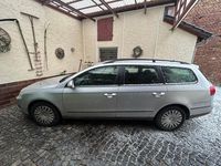 Gebraucht VW Passat Trendline 122 PS (89 kW) 2009 Silber Limousine