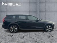 Gebraucht Volvo V60 CC Pro 268 PS (197 kW) 2021 Schwarz Kombi