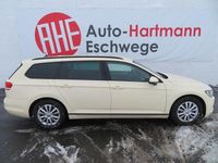 Gebraucht VW Passat Trendline 150 PS (110 kW) 2019 Beige Kombi
