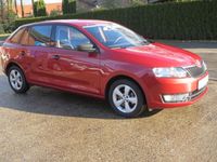 Gebraucht Skoda Rapid Active 86 PS (63 kW) 2014 Rot metallic Kombi