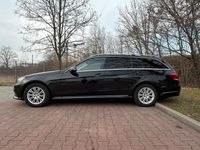 Gebraucht Mercedes E200 136 PS (100 kW) 2016 Schwarz Kombi