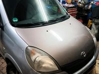 Gebraucht Toyota Yaris Verso 2001 Silber Van / Kleinbus