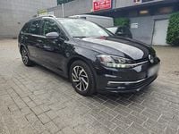 Gebraucht VW Golf VII Join 116 PS (85 kW) 2018 Schwarz Kombi