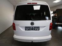 Gebraucht VW Caddy Comfortline 125 PS (91 kW) 2018 Candyweiß Van / Kleinbus