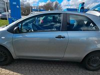 Gebraucht Toyota Yaris 69 PS (50 kW) 2007 Grau Kleinwagen