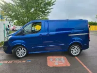 Gebraucht Ford Transit 150 PS (110 kW) 2014 Blau Van / Kleinbus