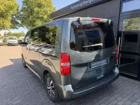 Gebraucht Toyota Proace Verso 177 PS (130 kW) 2025 All terrain green metallic Kombi