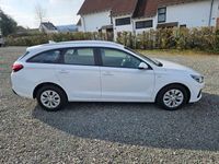 gebraucht Hyundai i30 CW*Kombi*Klima*sofort verfügbar*